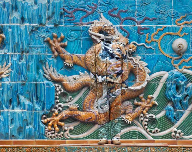 Liu_Bolin_Dragon_Series_Panel_1_of_9_Photograph_118x150cm_2010_xl