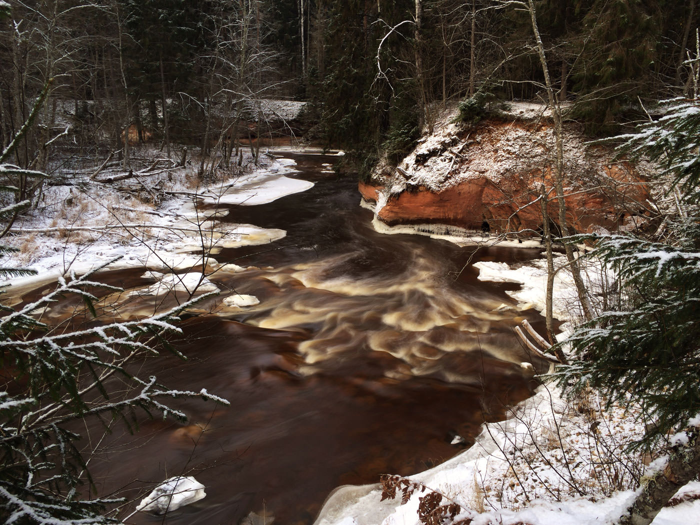 Blogpost: 10 Tips For Taking Stunning Landscape Photos With Your iPhone - Emil Pakarklis